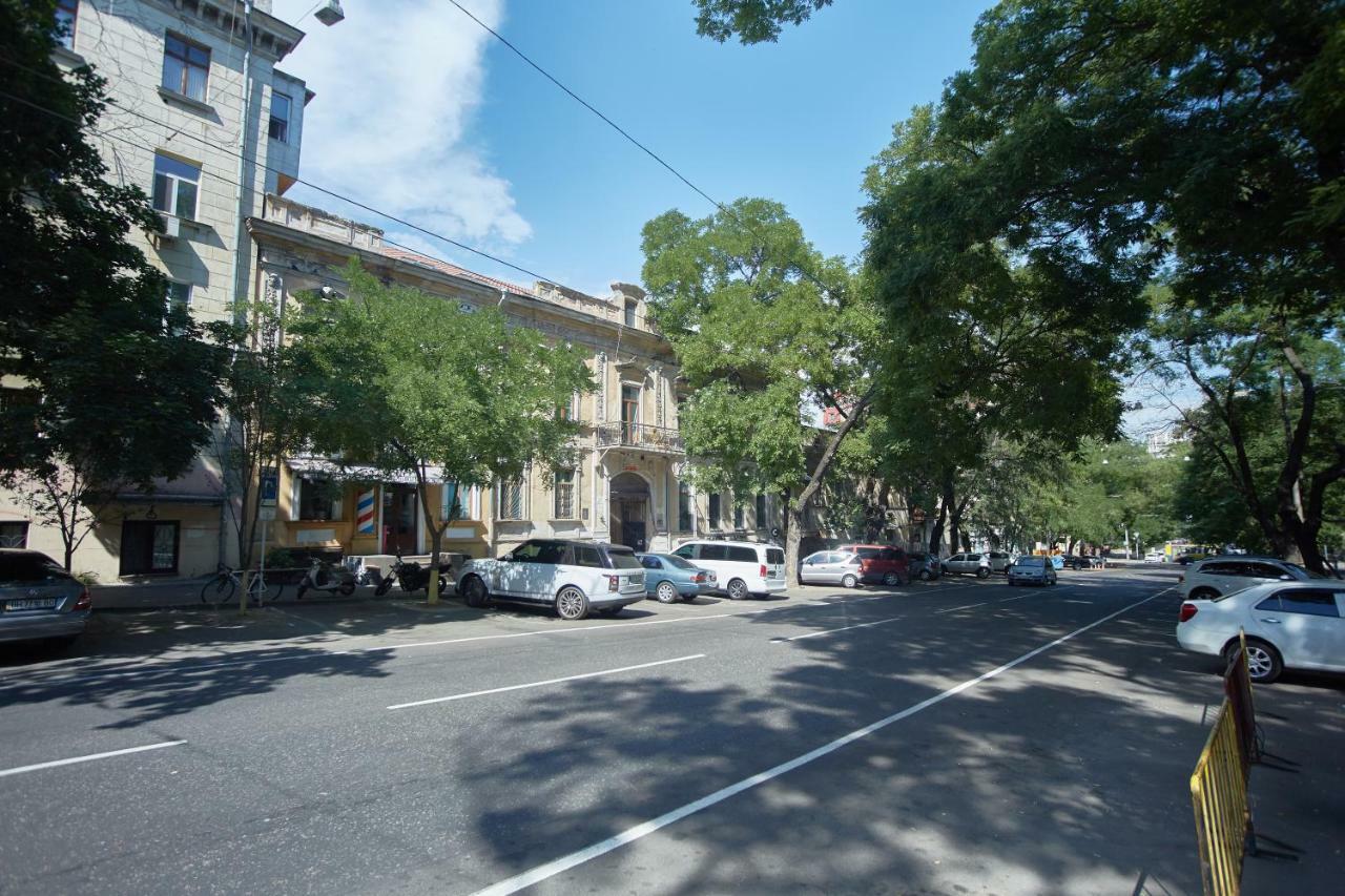 Luxury Apartment In The Heart Odesa Exterior foto